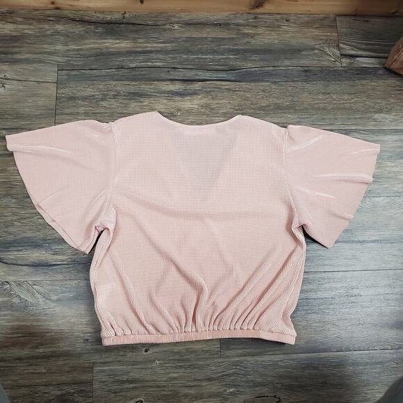 ASTR The Label Crop Plissé Top Blush Pink Size Small Textured Short Sleeve - Picture 6 of 9